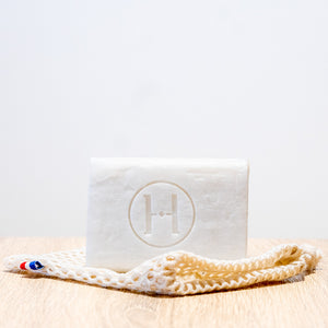 Le shampoing solide tout-en-un de HUMM - Humm